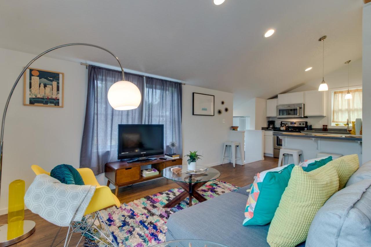New Portland Neighborhood Studio Luaran gambar