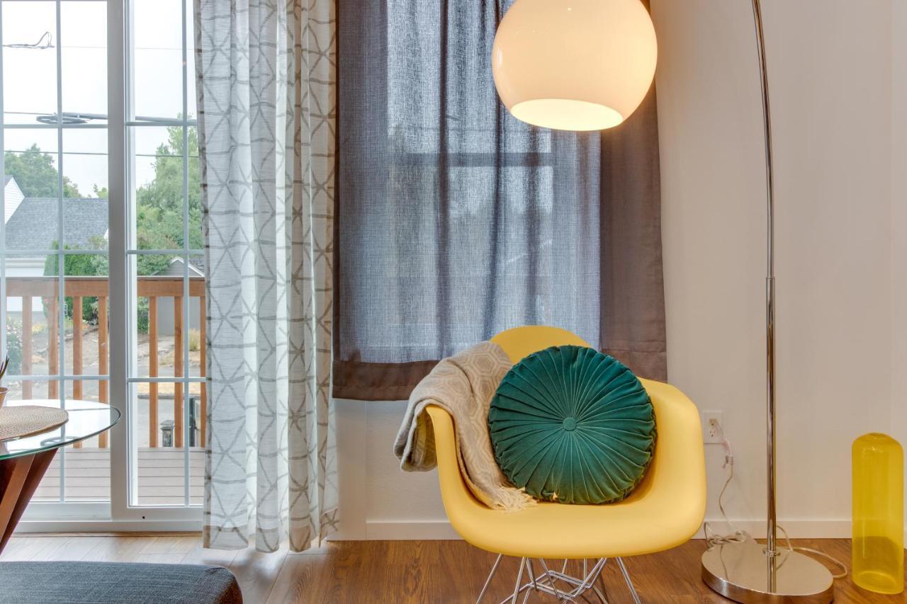 New Portland Neighborhood Studio Luaran gambar